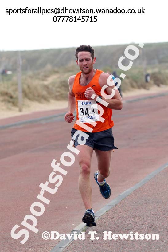 Sand Dancer Race, South Shields. Photo: David T. Hewitson/Sports for All Pics